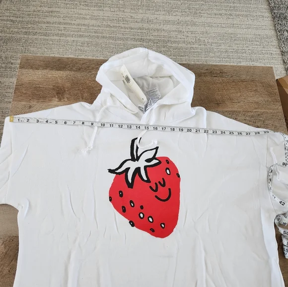 Levi's Women's Cropped Happy Strawberry Prism Hoodie Size 2X - Picture 9 of 11